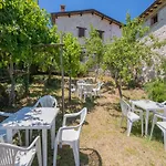 In With Pool & Views * Sellano
