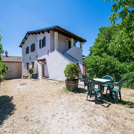 In With Pool & Views * Sellano