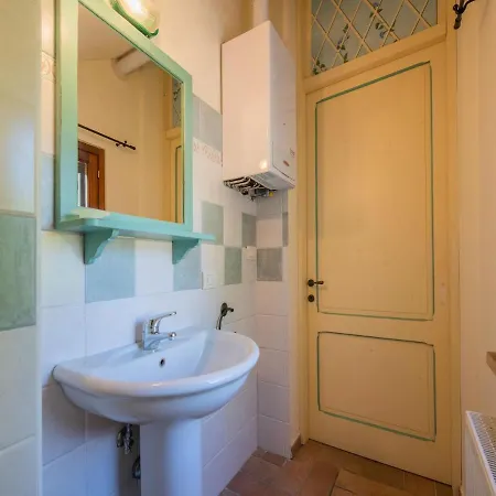 In With Pool & Views Vakantiehuis Sellano