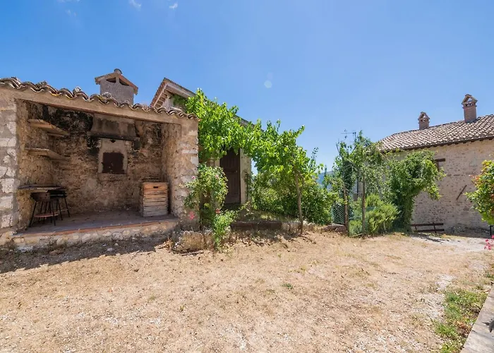 In With Pool & Views